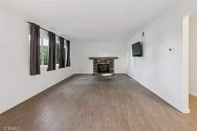 16103 Osborne Street, North Hills, CA 91343 - Photo 5