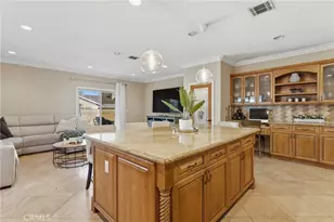 22711 Collins St, Woodland Hills, CA 91367 - Photo 13