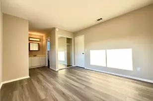 41043 Fieldspring St, Lancaster, CA 93535 - Photo 13