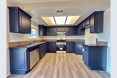 41043 Fieldspring Street, Lancaster, CA 93535 - Photo 9