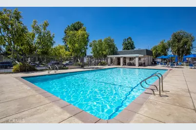 19208 Hamlin Street #5, Reseda, CA 91335 - Photo 25