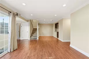 19208 Hamlin St, Reseda, CA 91335 - Photo 7