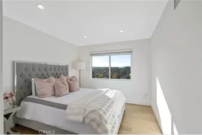 23534 Aetna St, Woodland Hills, CA 91367 - Photo 45