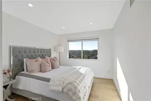 23534 Aetna St, Woodland Hills, CA 91367 - Photo 45