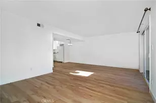 18931 Kittridge St, Reseda, CA 91335 - Photo 7