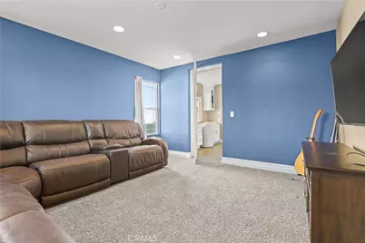 29724 Castlebury, Castaic, CA 91384 - Photo 19