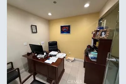 15468 Ventura, Sherman Oaks, CA 91403 - Photo 3