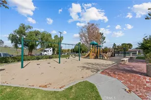 25736 Player Dr, Valencia, CA 91355 - Photo 41