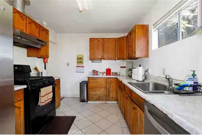 10358 Las Lunitas Avenue, Tujunga, CA 91042 - Photo 13