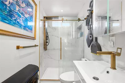 318 Sycamore Street, Santa Paula, CA 93060 - Photo 3