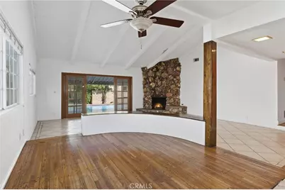 22727 Collins, Woodland Hills, CA 91367 - Photo 13