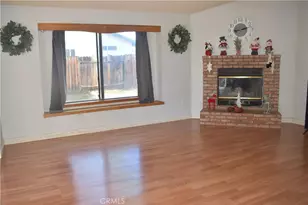 8873 Holly, California City, CA 93505 - Photo 5