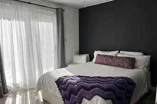 20800 Clark St, Woodland Hills, CA 91367 - Photo 11