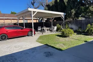 11143 Emelita, North Hollywood, CA 91601 - Photo 23