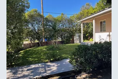 11143 Emelita, North Hollywood, CA 91601 - Photo 5