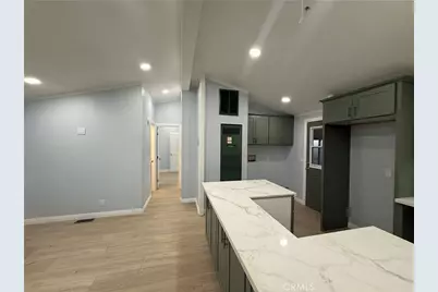 716 N Grand #D-3, Covina, CA 91724 - Photo 33