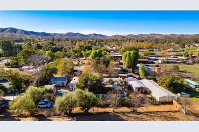 22260 Deprad, Perris, CA 92570 - Photo 19