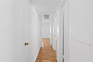 5400 Newcastle Ave, Encino, CA 91316 - Photo 17