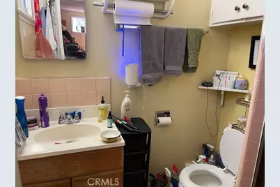 13430 Oxnard, Los Angeles, CA 91401 - Photo 27