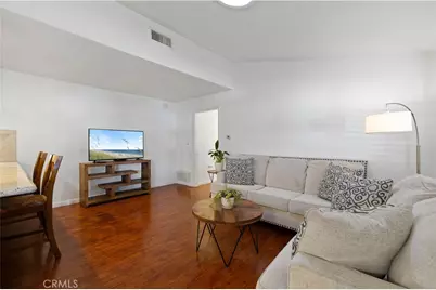 19348 Avenue Of The Oaks, Newhall, CA 91321 - Photo 9