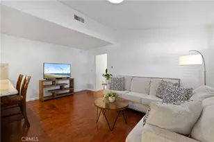 19348 Ave Of The Oaks, Newhall, CA 91321 - Photo 9