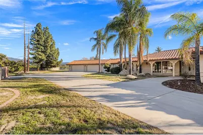 43041 Mayberry, Hemet, CA 92544 - Photo 3