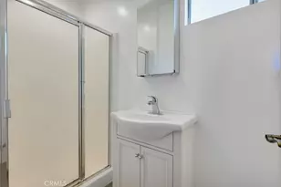 21501 Velicata St, Woodland Hills, CA 91364 - Photo 27