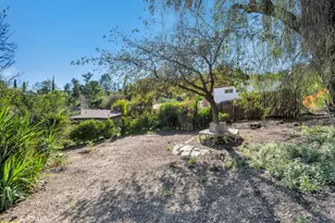 21501 Velicata St, Woodland Hills, CA 91364 - Photo 47
