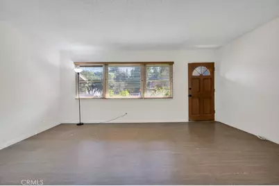 21501 Velicata Street, Woodland Hills, CA 91364 - Photo 7