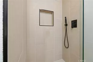 9502 Via Salerno, Burbank, CA 91504 - Photo 25