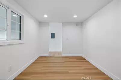 9502 Via Salerno, Burbank, CA 91504 - Photo 29