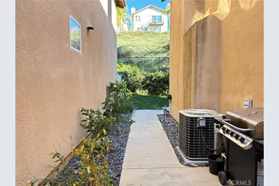 27700 Thalia Lane, Canyon Country, CA 91351 - Photo 25