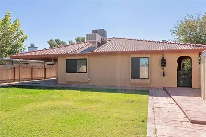 11043 Rome Beauty Drive, California City, CA 93505 - Photo 35