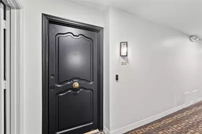 6752 Hillpark #202, Los Angeles, CA 90068 - Photo 19