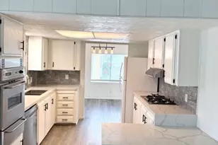 27361 Sierra Hwy, Canyon Country, CA 91351 - Photo 11