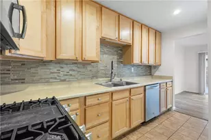 31315 The Old Rd, Castaic, CA 91384 - Photo 7