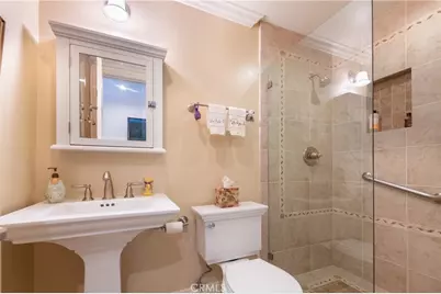 4774 Park Encino #206, Encino, CA 91436 - Photo 17