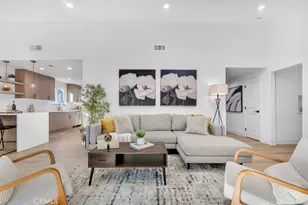 11722 Hayvenhurst, Granada Hills, CA 91344 - Photo 7