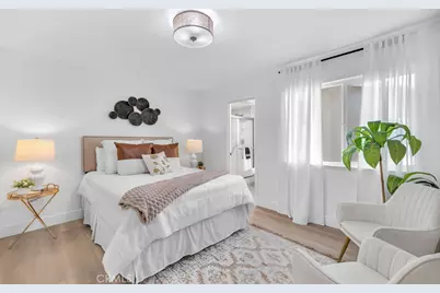 11722 Hayvenhurst, Granada Hills, CA 91344 - Photo 17