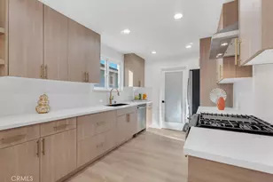 11722 Hayvenhurst, Granada Hills, CA 91344 - Photo 15