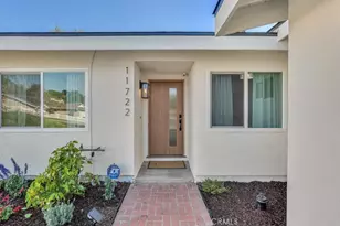 11722 Hayvenhurst, Granada Hills, CA 91344 - Photo 3