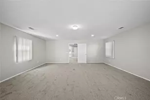 14323 Moon Valley St, Victorville, CA 92394 - Photo 29