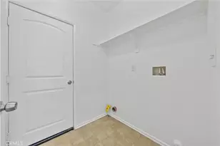 14323 Moon Valley St, Victorville, CA 92394 - Photo 17