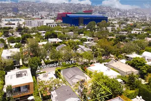 8748 Ashcroft Ave, West Hollywood, CA 90048 - Photo 25
