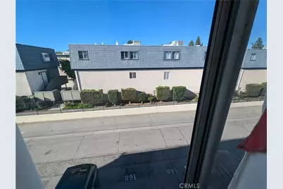 18530 Hatteras St Unit 329, Tarzana, CA 91356 - Photo 17