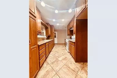 38326 16th, Palmdale, CA 93550 - Photo 9