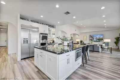 23097 Lowridge Place, Saugus, CA 91390 - Photo 13