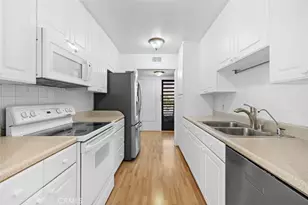 5301 Balboa Blvd, Encino, CA 91316 - Photo 3