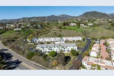 28711 Pacific Coast #19, Malibu, CA 90265 - Photo 3