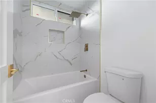 13980 Ginger Ln, San Fernando, CA 91340 - Photo 17